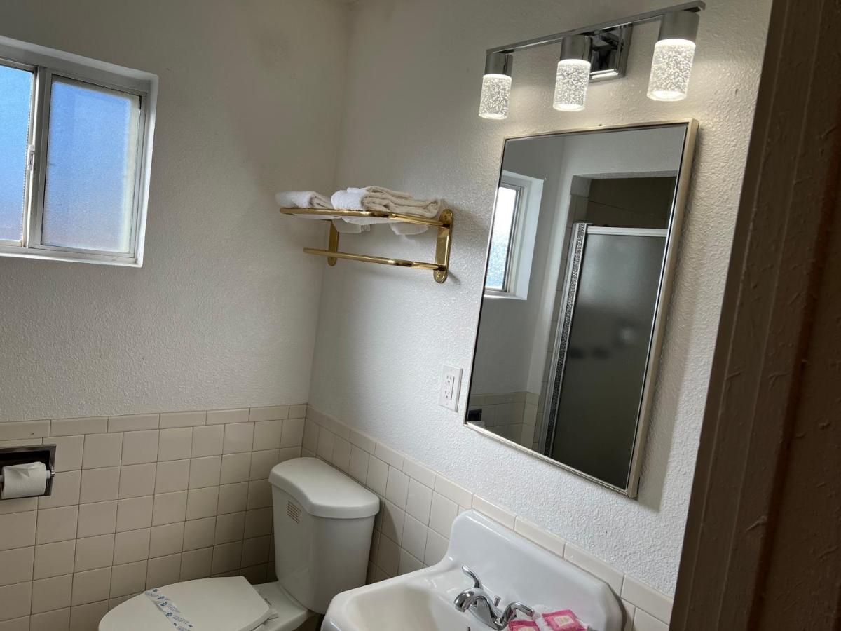 Sherwood Motel Palmdale Eksteriør billede
